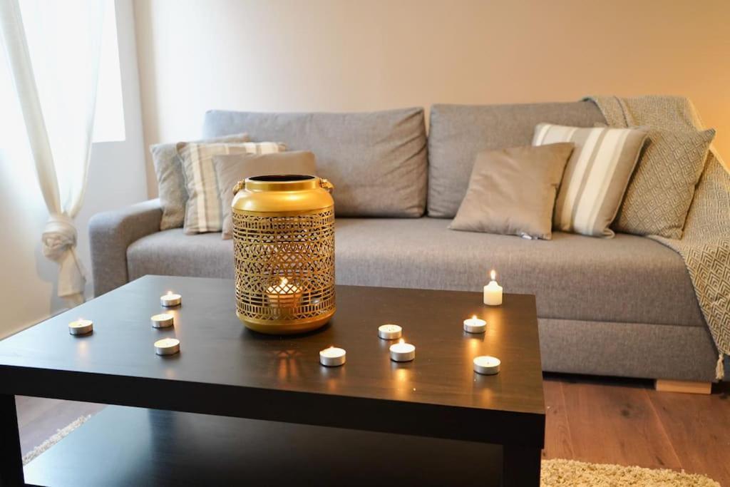 Rm-1 - Appartement F2 Au 1Er Etage Pour 1-3 Pers Mulhouse Esterno foto